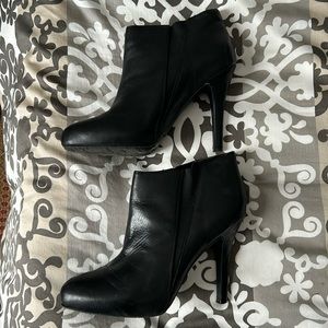 Jessica Simpson Heeled Booties. Size 7.